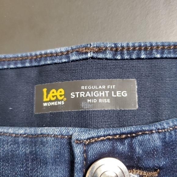 Lee Regular Fit Straight Leg Mid Rise Jeans Size 22W Petite Blue - Picture 8 of 14